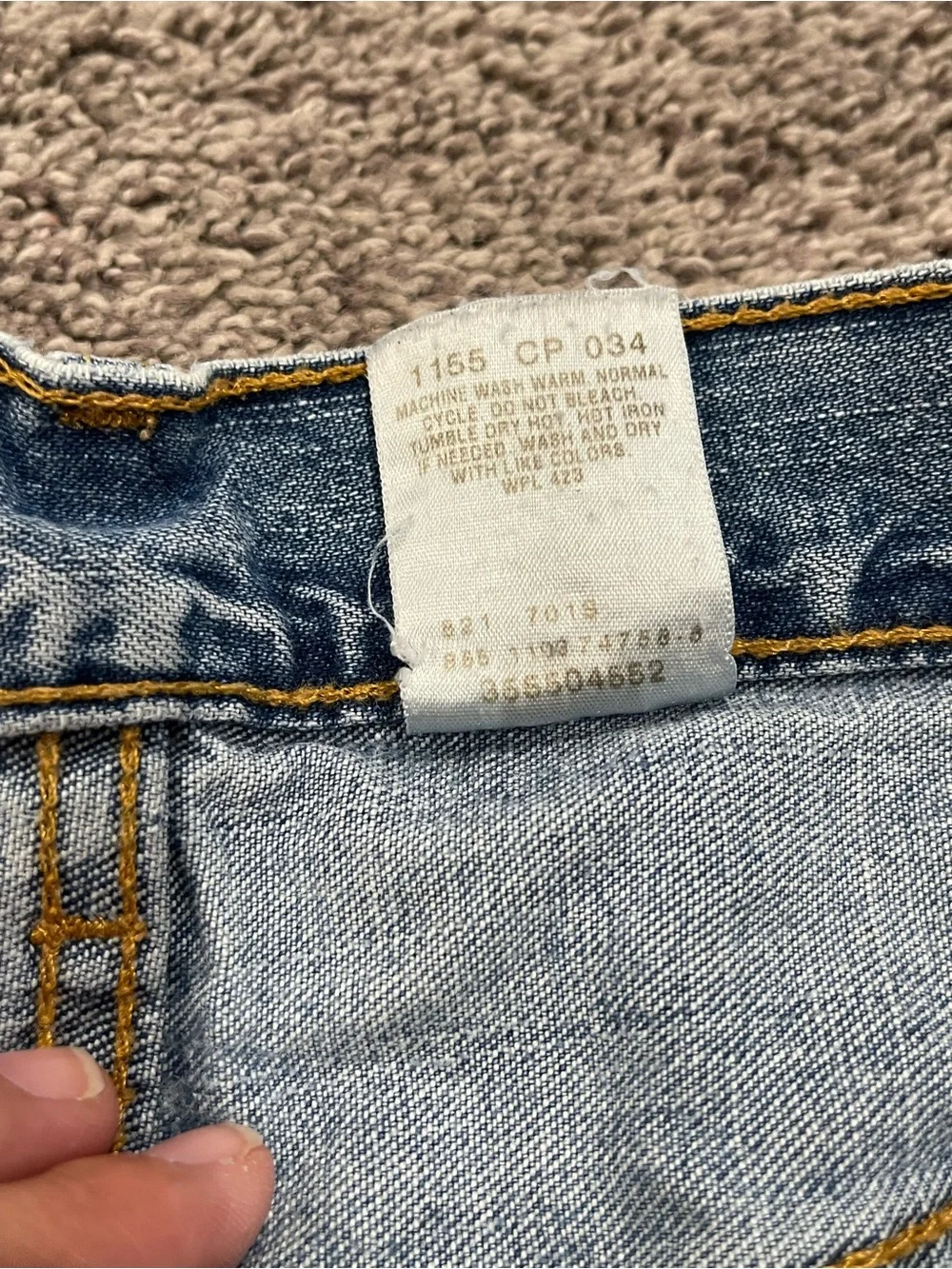 Y2K Levi’s 550 Men’s Denim Shorts W33 Relaxed Fit Light Wash Baggy Jorts